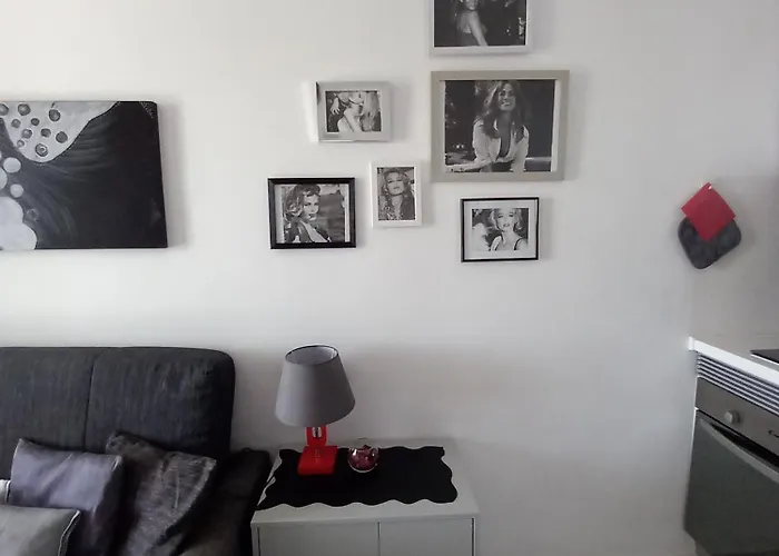 Casa Cherie Апартаменты